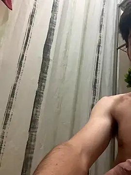 AlbertoRuiz086 online show from December 5, 2025, 2:54 am