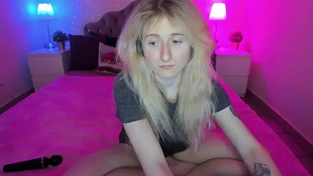 CamillaDreamer online show from January 11, 2026, 5:42 pm