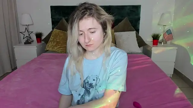 CamillaDreamer online show from February 27, 2026, 5:13 pm