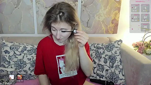 Snapshot of CamillaDreamer chatting on May 20, 2026, 10:56 am CamillaDreamer online show from May 20, 2026, 10:56 am