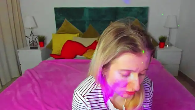 CamillaDreamer online show from March 14, 2026, 8:04 pm