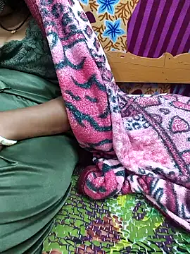 Desi Lilly01 online show from November 27, 2025, 7:25 pm