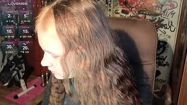 Snapshot of Liaaa_Li chatting on October 28, 2025, 4:28 pm Liaaa Li online show from October 28, 2025, 4:28 pm