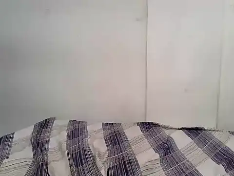 Snapshot of RUHI_JAAN_ chatting on October 28, 2025, 6:23 am RUHI JAAN online show from October 28, 2025, 6:23 am