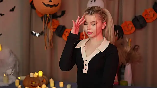 Snapshot of AshleyNikoo chatting on October 30, 2025, 3:31 pm AshleyNikoo online show from October 30, 2025, 3:31 pm