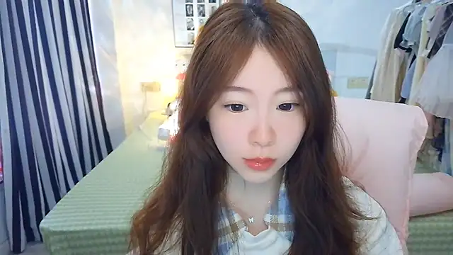 Snapshot of Gardenia-222 chatting on November 5, 2025, 7:11 am Gardenia-222 online show from November 5, 2025, 7:11 am