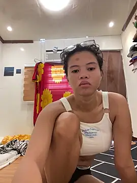 Obre17 online show from April 18, 2026, 1:19 am