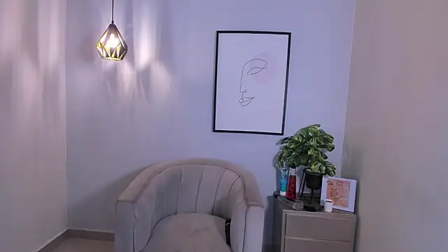 Snapshot of annalise_goerts chatting on November 18, 2025, 12:19 pm annalise goerts online show from November 18, 2025, 12:19 pm