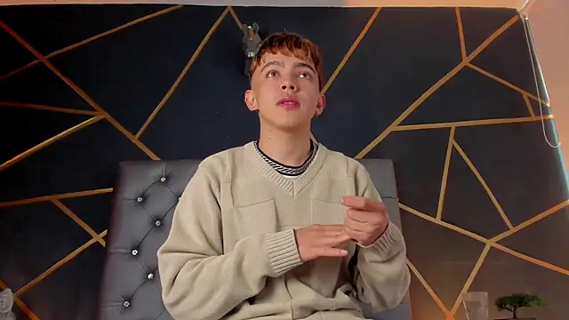 Snapshot of Lian_Miller1_ chatting on December 3, 2025, 12:37 pm Lian Miller1 online show from December 3, 2025, 12:37 pm