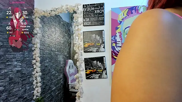 valery  star online show from November 19, 2025, 1:22 pm