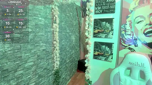 valery  star online show from October 11, 2025, 1:56 pm