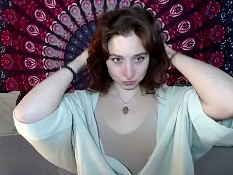 Snapshot of AdalynKiss chatting on June 7, 2026, 6:29 am AdalynKiss online show from June 7, 2026, 6:29 am