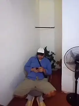 Snapshot of Tequilamaster chatting on November 28, 2025, 1:22 pm Tequilamaster online show from November 28, 2025, 1:22 pm