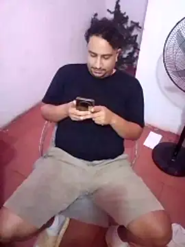 Snapshot of Tequilamaster chatting on December 3, 2025, 9:14 pm Tequilamaster online show from December 3, 2025, 9:14 pm