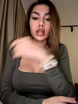 Candy flippp online show from October 14, 2025, 5:46 pm