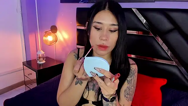 SusanVilla online show from June 4, 2026, 11:59 am