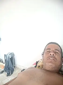 Snapshot of marcioazevedo chatting on February 22, 2026, 5:03 pm marcioazevedo online show from February 22, 2026, 5:03 pm