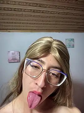 Snapshot of NICOLLE__12 chatting on November 28, 2025, 2:56 am NICOLLE 12 online show from November 28, 2025, 2:56 am