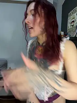 SelenaRouge1 online show from February 19, 2026, 2:52 am