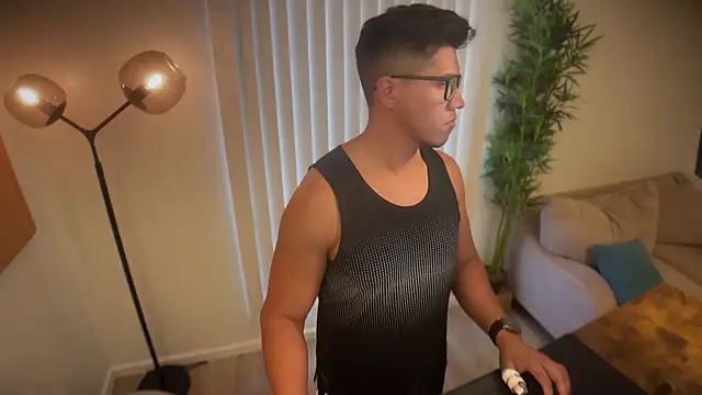 austinfxxx online show from October 23, 2025, 7:12 pm