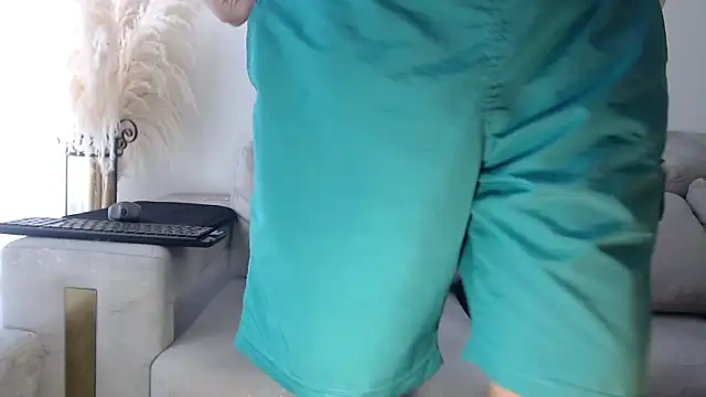 Adrew fox online show from November 18, 2025, 2:53 pm