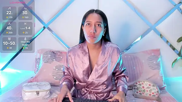 Amelia Rivas online show from November 27, 2025, 2:17 pm