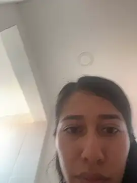 Amelia Rivas online show from April 9, 2026, 2:56 pm