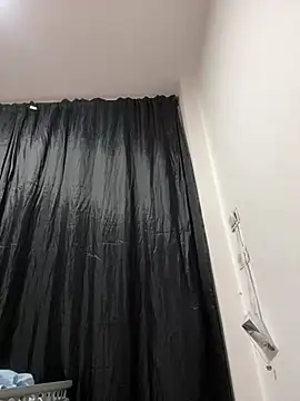 Amelia Rivas online show from April 15, 2026, 2:28 am