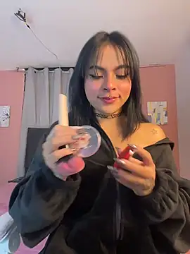 Snapshot of Veeronica_ chatting on November 9, 2025, 12:36 am Veeronica online show from November 9, 2025, 12:36 am