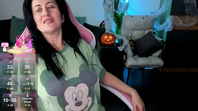 Snapshot of monnica_vibe_ chatting on October 18, 2025, 10:12 pm monnica vibe  online show from October 18, 2025, 10:12 pm