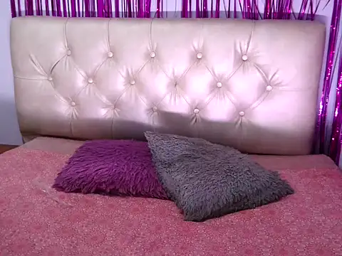 Snapshot of Cherrythx chatting on October 16, 2025, 2:47 pm Cherrythx online show from October 16, 2025, 2:47 pm