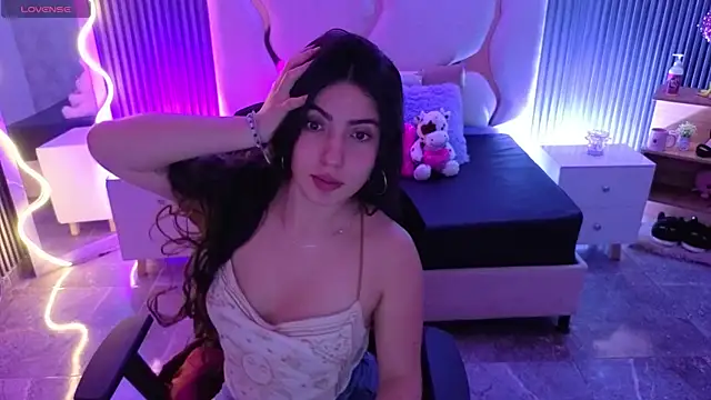 Ixchel tay online show from May 7, 2026, 3:44 am