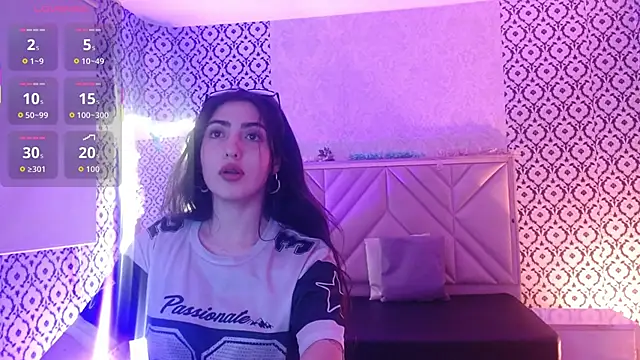 Snapshot of Ixchel_tay chatting on December 15, 2025, 3:56 am Ixchel tay online show from December 15, 2025, 3:56 am