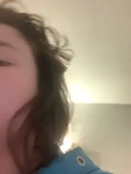 GoldenPussy1329 online show from March 8, 2026, 5:16 pm