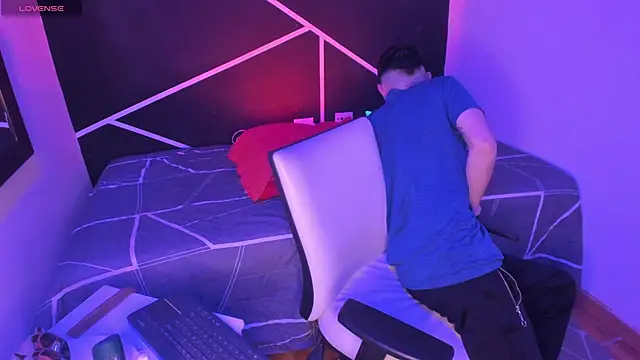 Snapshot of VynnyBlacke_ chatting on November 29, 2025, 11:16 pm VynnyBlacke online show from November 29, 2025, 11:16 pm