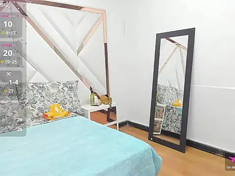 Snapshot of AliceCat_01 chatting on December 15, 2025, 2:34 pm AliceCat 01 online show from December 15, 2025, 2:34 pm