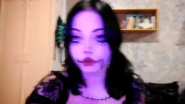 Snapshot of Beeping_Creature chatting on October 29, 2025, 1:32 pm Beeping Creature online show from October 29, 2025, 1:32 pm