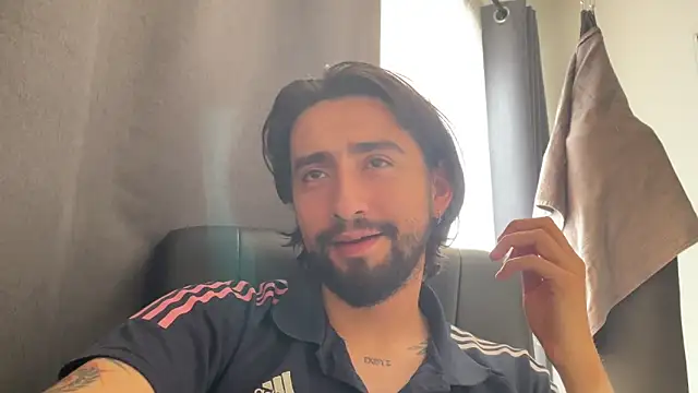 maximusdominus26 online show from October 20, 2025, 5:57 pm