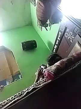 RED Queen 6 online show from October 2, 2025, 4:43 pm