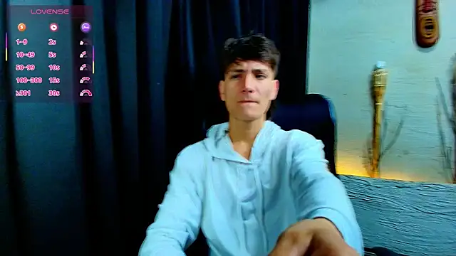 Snapshot of ZackMaye chatting on October 11, 2025, 3:07 am ZackMaye online show from October 11, 2025, 3:07 am