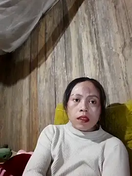 Tuyet xx online show from November 27, 2025, 4:02 am