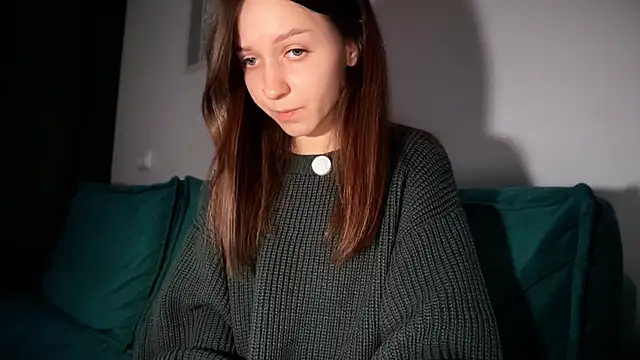 Snapshot of monnymoon chatting on December 2, 2025, 8:38 am monnymoon online show from December 2, 2025, 8:38 am