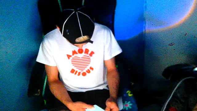 highinhtxx online show from February 28, 2026, 1:05 am