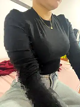 Snapshot of lee_ly chatting on November 3, 2025, 2:09 pm lee ly online show from November 3, 2025, 2:09 pm