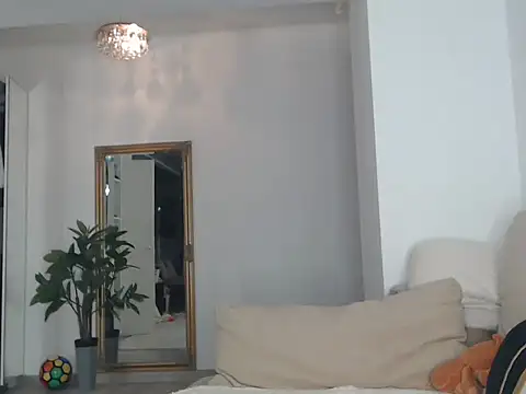 Snapshot of Aillineee1 chatting on October 28, 2025, 8:52 pm Aillineee1 online show from October 28, 2025, 8:52 pm