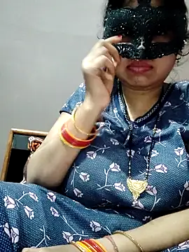 Hot  bhabhi 99 online show from November 14, 2025, 4:54 pm