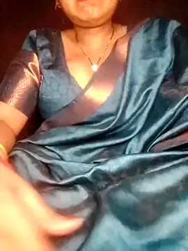 Hot  bhabhi 99 online show from May 10, 2026, 3:43 am