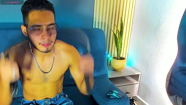 Snapshot of Jaybrown__1 chatting on December 14, 2025, 7:52 pm Jaybrown 1 online show from December 14, 2025, 7:52 pm