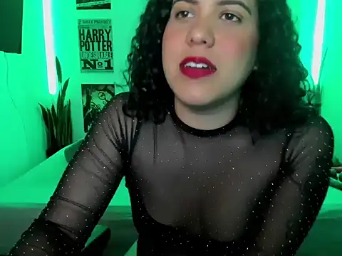 Tinawildd online show from April 23, 2026, 6:09 pm