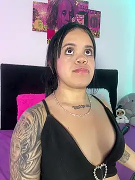 Snapshot of Sussyroxxx chatting on February 25, 2026, 4:12 am Sussyroxxx online show from February 25, 2026, 4:12 am